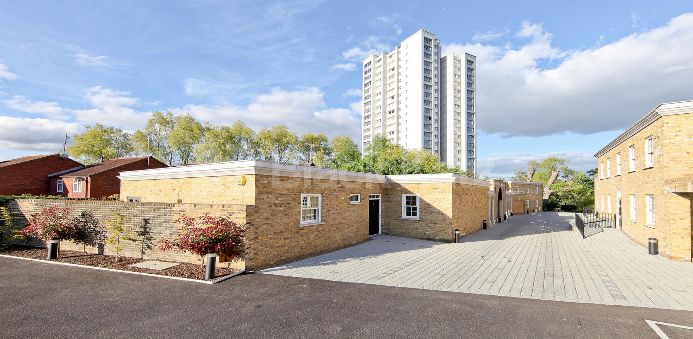 			NEW INSTRUCTION (Includes Parking), 3 Bedroom, 1 bath, 1 reception Mews House			 Rushgrove Street , Woolwich Arsenal